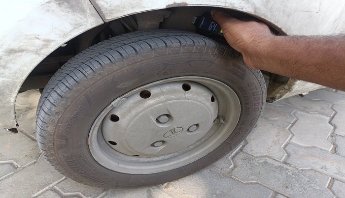 2014 Tata Nano EMAX XM CNG, Petrol, Manual, 54,880 km, tyre