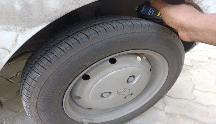 2014 Tata Nano EMAX XM CNG, Petrol, Manual, 54,880 km, tyre