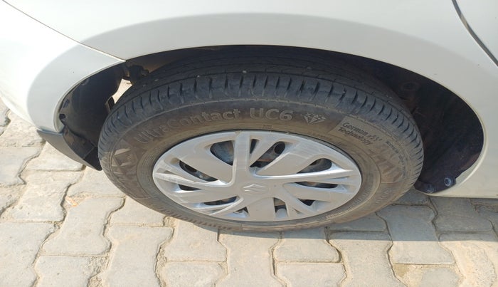 2017 Maruti Swift VDI, Diesel, Manual, 1,52,753 km, tyre