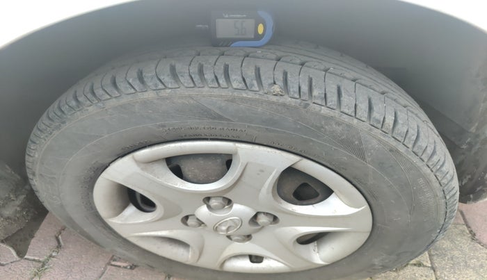 2011 Hyundai Accent EXECUTIVE, Petrol, Manual, 71,891 km, tyre