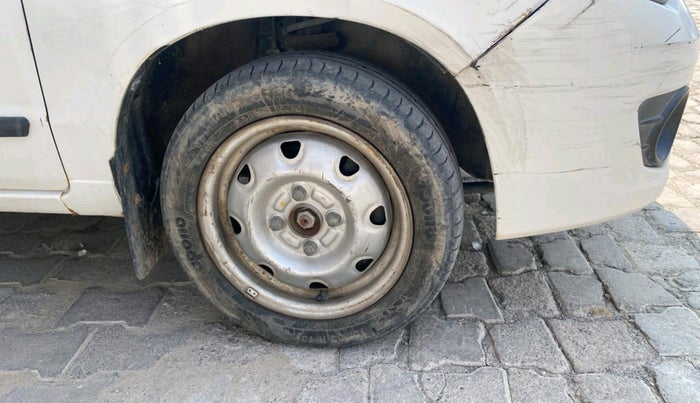 2010 Maruti Alto K10 LXI, Petrol, Manual, 1,24,617 km, tyre