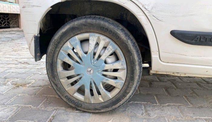 2010 Maruti Alto K10 LXI, Petrol, Manual, 1,24,617 km, tyre