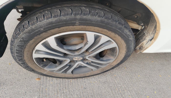 2022 Tata TIGOR XZ PLUS CNG, Petrol, Manual, 1,16,790 km, tyre