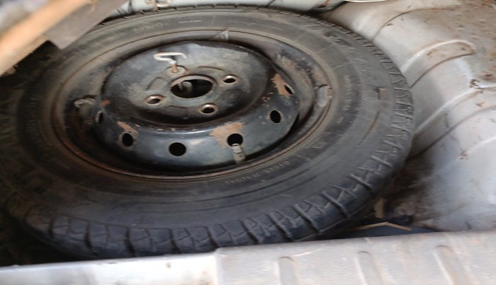 2014 Maruti Alto 800 LXI, Petrol, Manual, 85,734 km, tyre