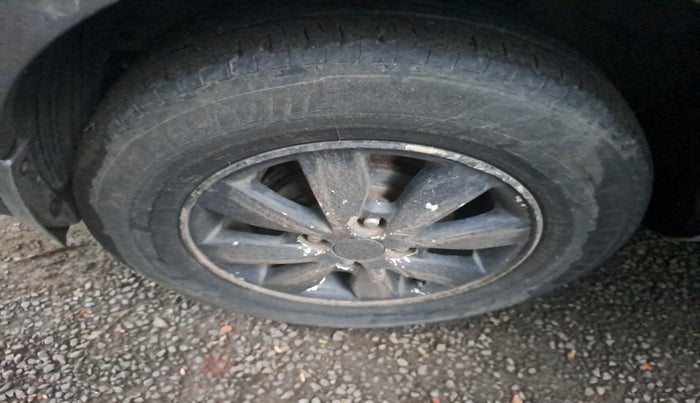 2013 Hyundai i20 SPORTZ 1.2, Petrol, Manual, 1,00,413 km, tyre