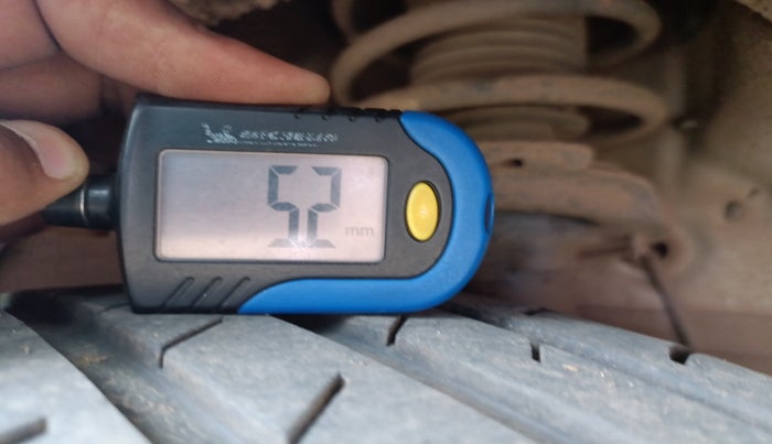 2016 Hyundai Elite i20 SPORTZ 1.2, Petrol, Manual, 67,000 km, tyre