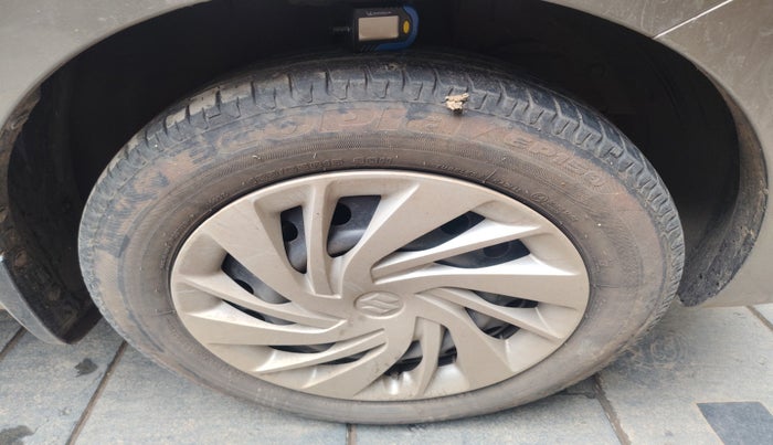 2020 Maruti Ertiga VXI SHVS, Petrol, Manual, 62,193 km, tyre