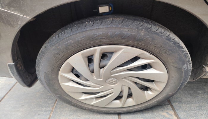 2020 Maruti Ertiga VXI SHVS, Petrol, Manual, 62,193 km, tyre