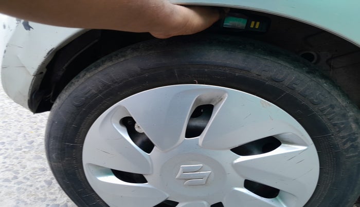 2014 Maruti Celerio VXI, Petrol, Manual, 81,018 km, tyre