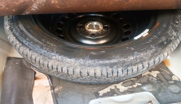 2014 Honda City 1.5L I-VTEC V MT, Petrol, Manual, 54,609 km, tyre