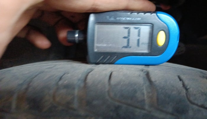 2016 Honda BR-V 1.5L I- DTEC S, Diesel, Manual, 1,11,590 km, tyre