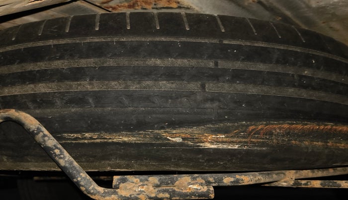 2015 Honda Mobilio 1.5L I-DTEC S, Diesel, Manual, 1,56,000 km, tyre