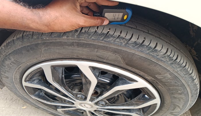 2019 Maruti Baleno DELTA PETROL 1.2, Petrol, Manual, 1,06,046 km, tyre