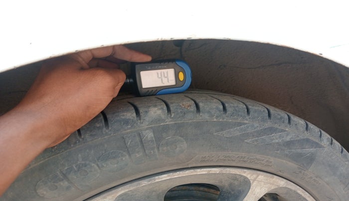 2018 Hyundai Grand i10 ASTA 1.2 KAPPA VTVT, Petrol, Manual, 1,25,351 km, tyre