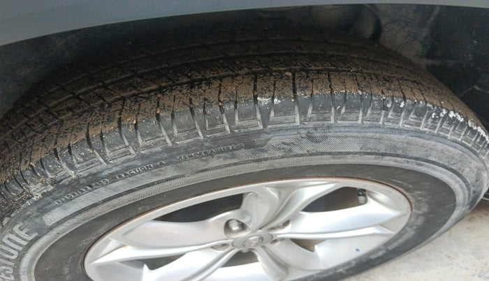 2019 Tata Harrier XZ 2.0L, Diesel, Manual, 63,542 km, tyre