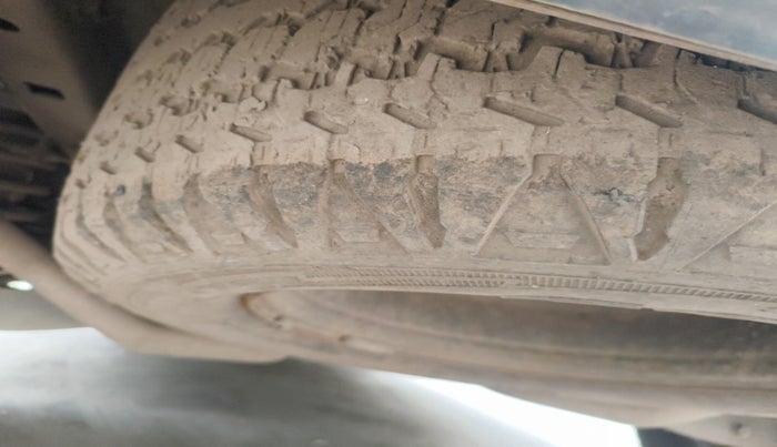 2015 Mahindra XUV500 W6, Diesel, Manual, 1,44,850 km, tyre