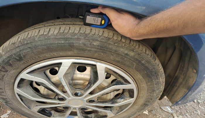 2014 Honda Amaze 1.5L I-DTEC EX, Diesel, Manual, 90,652 km, tyre