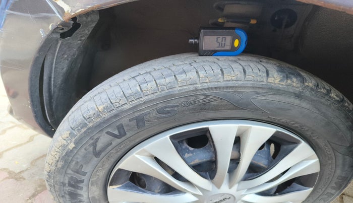 2015 Maruti Alto 800 LXI, Petrol, Manual, 1,17,200 km, tyre