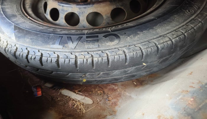 2015 Maruti Alto 800 LXI, Petrol, Manual, 1,17,200 km, tyre