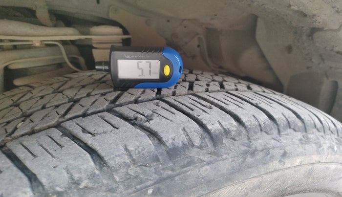 2018 Ford Endeavour TITANIUM 3.2 4X4 AT, Diesel, Automatic, 1,71,825 km, tyre