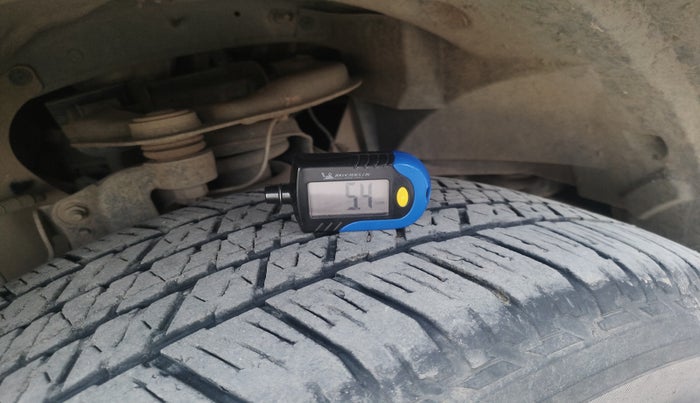 2018 Ford Endeavour TITANIUM 3.2 4X4 AT, Diesel, Automatic, 1,71,825 km, tyre