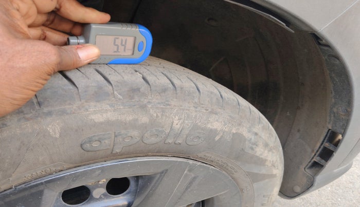 2023 Hyundai VENUE S(O) 1.2, Petrol, Manual, 4,969 km, tyre