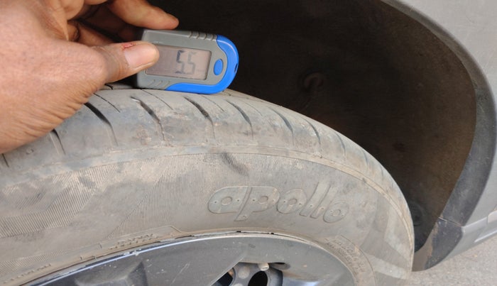 2023 Hyundai VENUE S(O) 1.2, Petrol, Manual, 4,969 km, tyre