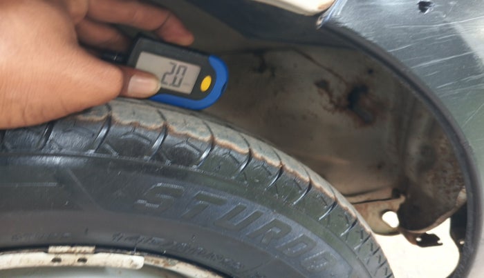 2011 Maruti Alto LXI, Petrol, Manual, 1,62,907 km, tyre