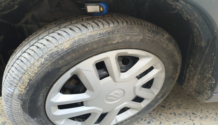 2019 Maruti Vitara Brezza VDI, Diesel, Manual, 70,040 km, tyre