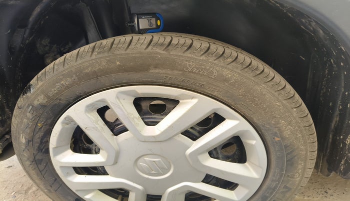 2019 Maruti Vitara Brezza VDI, Diesel, Manual, 70,040 km, tyre