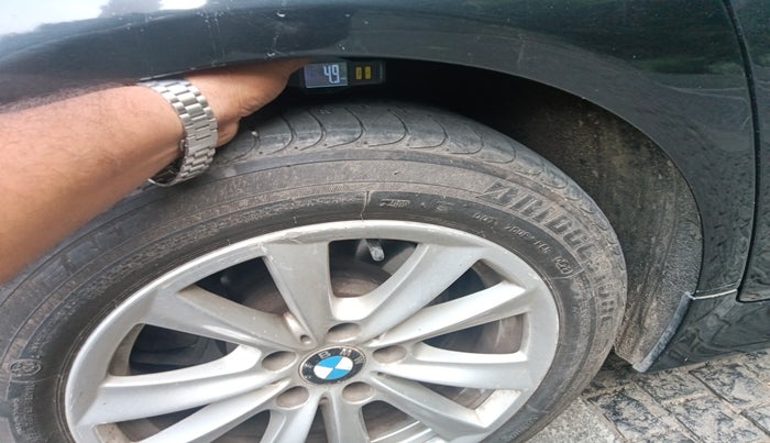 2011 BMW 5 Series 520D 2.0, Diesel, Automatic, 1,59,232 km, tyre