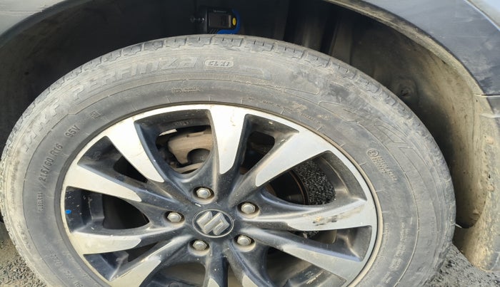 2018 Maruti S Cross ZETA 1.3, Diesel, Manual, 1,39,114 km, tyre