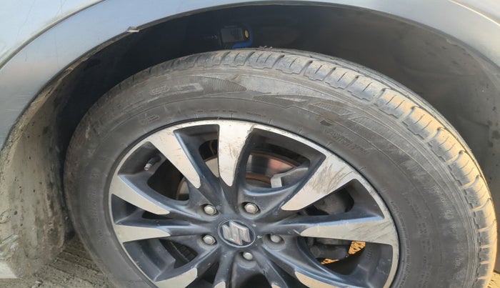 2018 Maruti S Cross ZETA 1.3, Diesel, Manual, 1,39,114 km, tyre