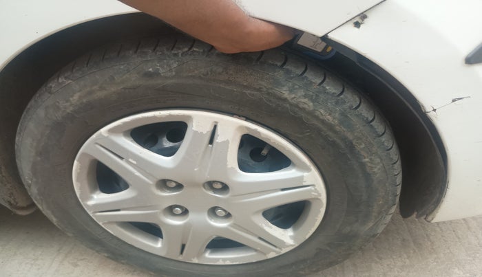 2016 Hyundai Xcent BASE 1.1, Diesel, Manual, 82,540 km, tyre