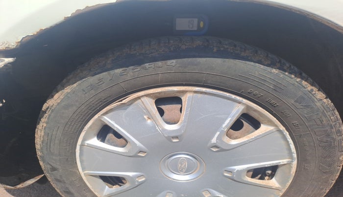 2011 Ford Fiesta EXI 1.4 DIESEL, Diesel, Manual, 1,40,000 km, tyre