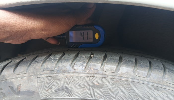 2017 Honda City 1.5L I-VTEC VX, Petrol, Manual, 99,661 km, tyre