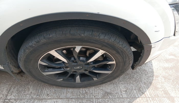 2019 Mahindra XUV500 W11, Diesel, Manual, 1,69,918 km, tyre