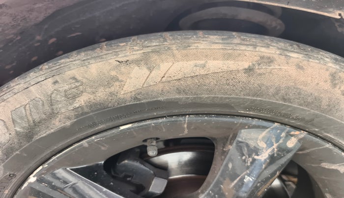 2007 Maruti SX4 VXI, Petrol, Manual, 84,806 km, tyre