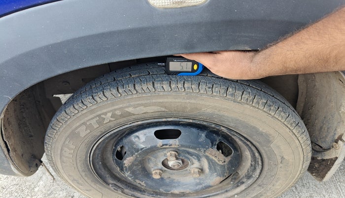 2018 Renault Kwid RXT 1.0 AMT, Petrol, Automatic, 31,757 km, tyre