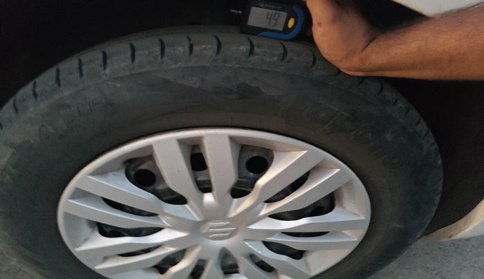 2022 Maruti Dzire VXI CNG, Petrol, Manual, 31,580 km, tyre