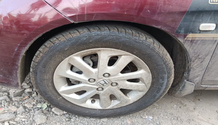 2014 Honda Mobilio 1.5L I-VTEC V, Petrol, Manual, 98,588 km, tyre