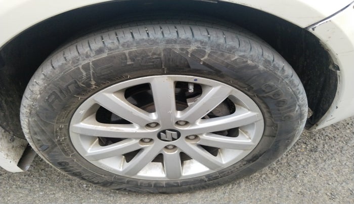2011 Maruti SX4 ZDI, Diesel, Manual, 1,70,692 km, tyre
