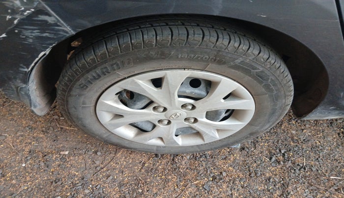 2013 Hyundai Grand i10 SPORTZ 1.2 KAPPA VTVT, Petrol, Manual, 87,076 km, tyre