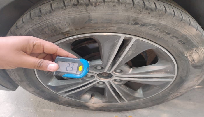 2016 Hyundai Creta SX PLUS AT 1.6 PETROL, Petrol, Automatic, 95,874 km, tyre