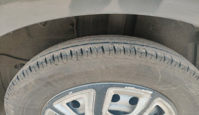 2021 Tata ALTROZ XE PETROL, Petrol, Manual, 11,812 km, tyre