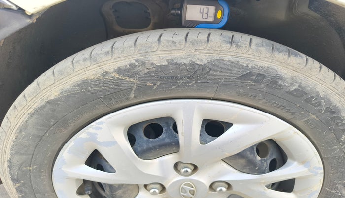 2017 Hyundai Grand i10 SPORTZ (O) 1.2 U2 CRDI, Diesel, Manual, 85,370 km, tyre