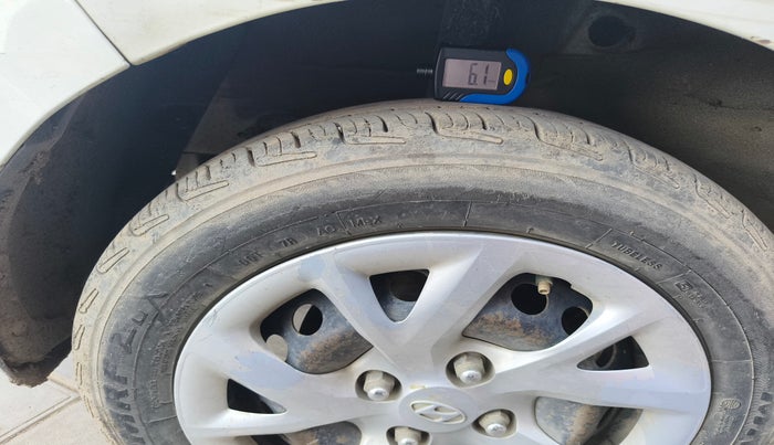 2017 Hyundai Grand i10 SPORTZ (O) 1.2 U2 CRDI, Diesel, Manual, 85,370 km, tyre