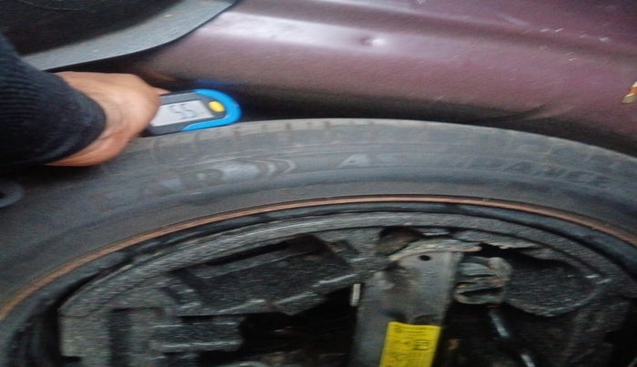 2012 Skoda Superb AMBITION 2.0 TDI CR AT, Diesel, Automatic, 94,717 km, tyre