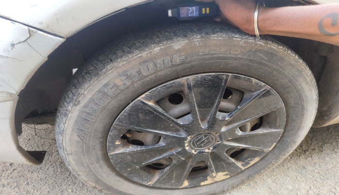 2011 Maruti SX4 VDI, Diesel, Manual, 1,32,294 km, tyre