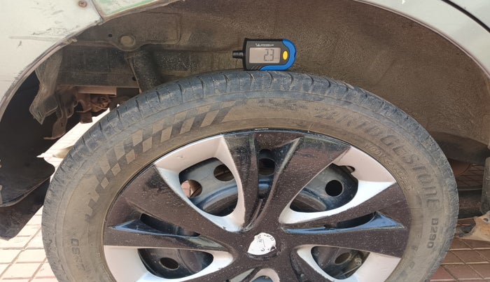 2016 Maruti Wagon R 1.0 VXI, Petrol, Manual, 68,882 km, tyre